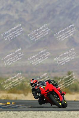 media/Dec-06-2024-CVMA Friday Practice (Fri) [[e1d1c5d4fc]]/4-Group 4 and Trackday/Session 3 (Turn 14)/